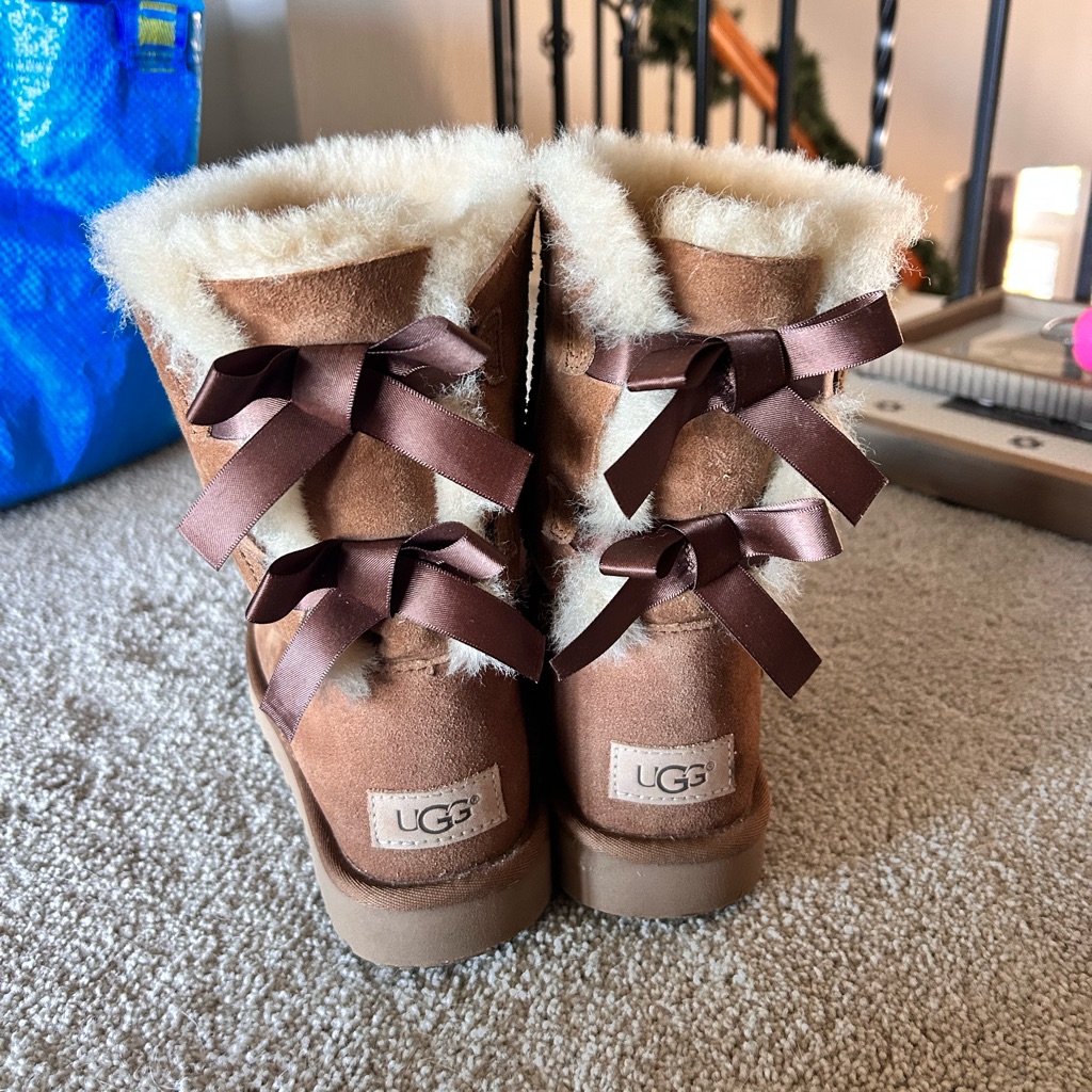Bow Uggs